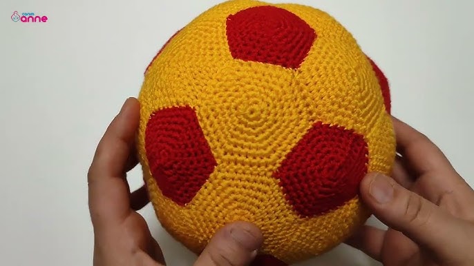 Küçük Top Örgüsünde Kullanılan İpler ve Kesin Püf Noktaları [2026] - Kapak Görseli